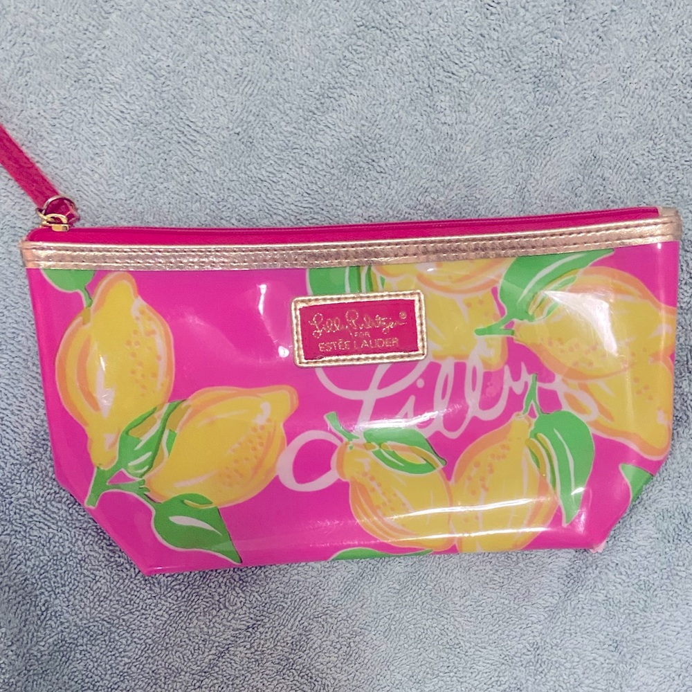 Lilly pulitzer bright pink with yellow lemons makeup bag